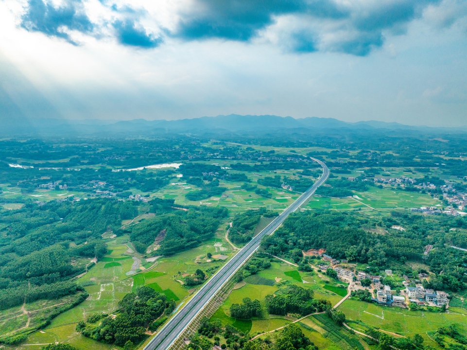 ÄÏÕ¿¸ßËÙ1±êÁ¤ÇàÂ·Ãæ (3)_7319.jpg